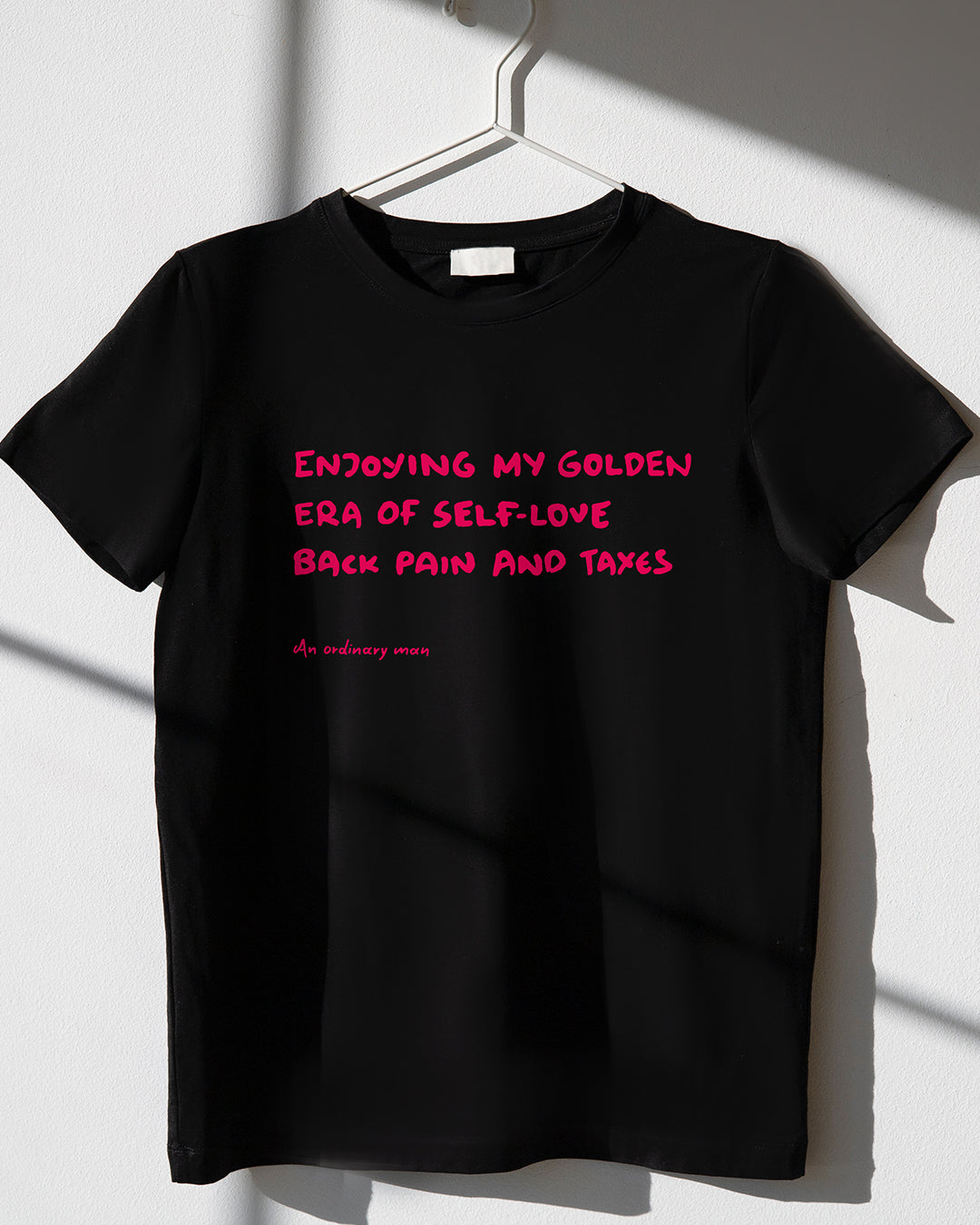 Κοντομάνικο T-shirt - Enjoying My Golden Era Of Self-Love, Backpain And Taxes